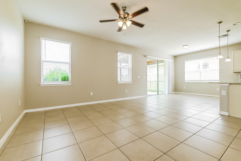 2,525/Mo, 11138 Abaco Island Ave Riverview, FL 33579 Living Room View