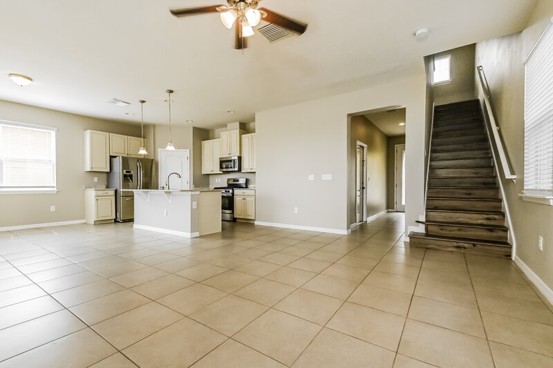 2,525/Mo, 11138 Abaco Island Ave Riverview, FL 33579 Living Room View 2