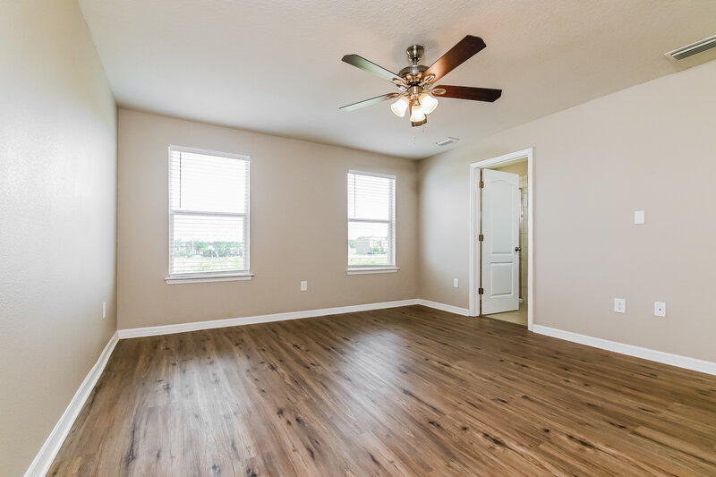 2,525/Mo, 11138 Abaco Island Ave Riverview, FL 33579 Main Bedroom View 2