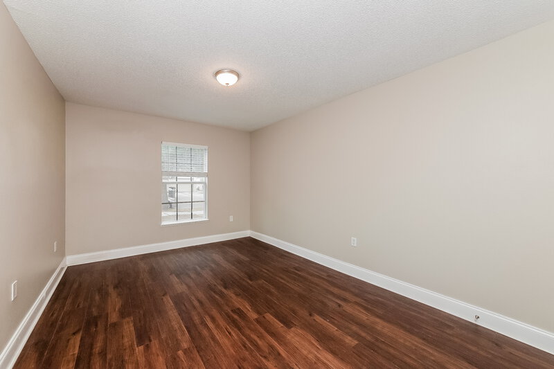 1,790/Mo, 1018 Brenton Leaf Dr Ruskin, FL 33570 Bedroom View