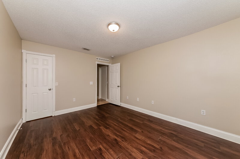 1,790/Mo, 1018 Brenton Leaf Dr Ruskin, FL 33570 Bedroom View 2