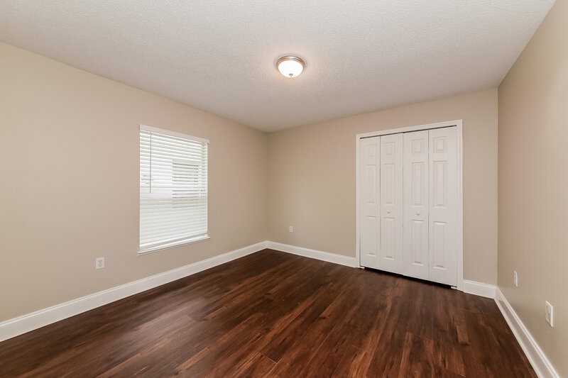 1,790/Mo, 1018 Brenton Leaf Dr Ruskin, FL 33570 Bedroom View 3