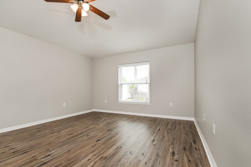 2,395/Mo, 1309 Alhambra Crest Dr Ruskin, FL 33570 Main Bedroom View