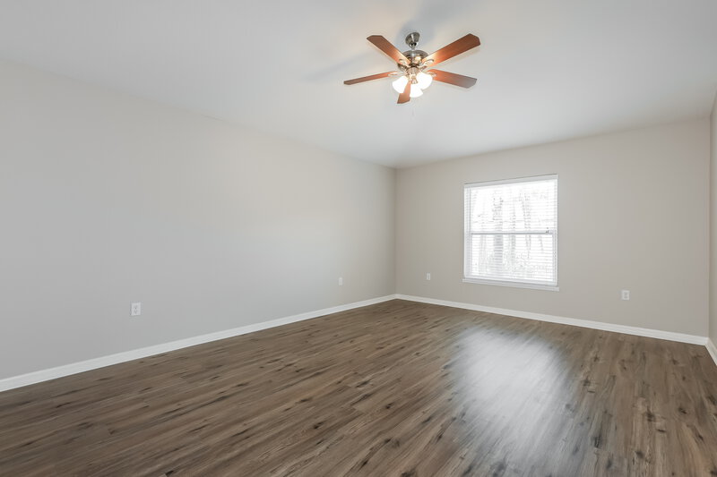 2,315/Mo, 1309 Alhambra Crest Dr Ruskin, FL 33570 Main Bedroom View