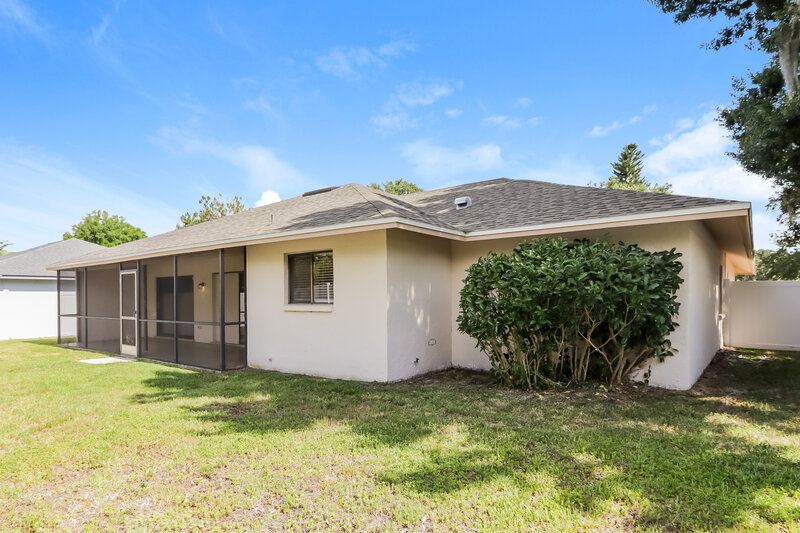 2,395/Mo, 9313 Pebble Creek Dr Tampa, FL 33647 Rear View