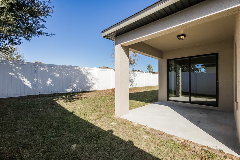 1,945/Mo, 6953 Redbay Dr Brooksville, FL 34602 Rear View 2