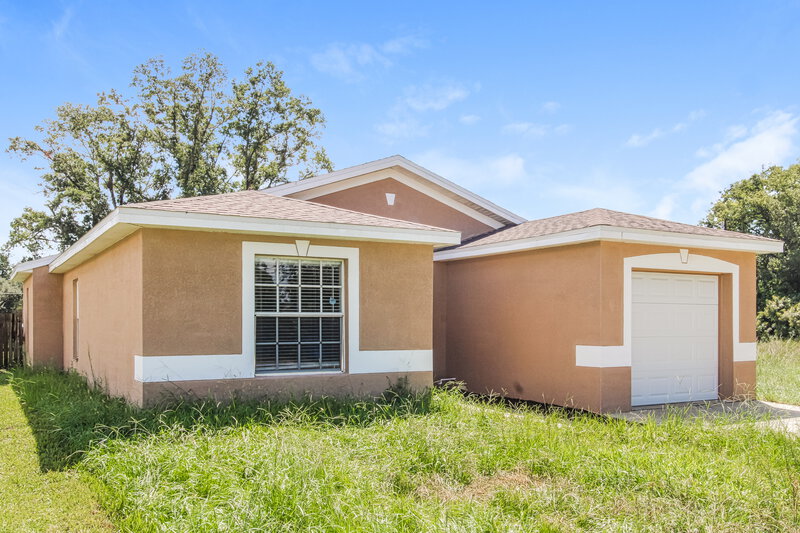 1,745/Mo, 3238 Riverdale Dr Dade City, FL 33523 Front View