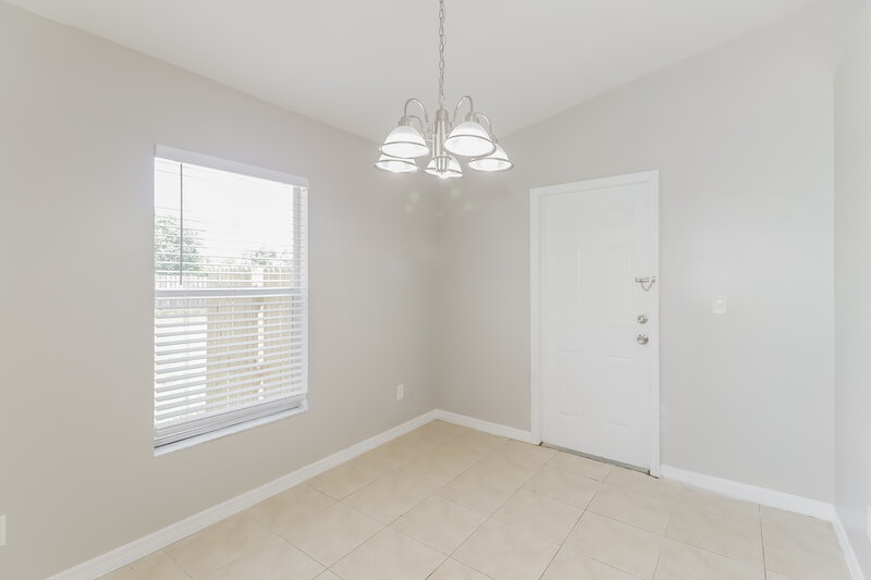 2,700/Mo, 3238 Riverdale Dr Dade City, FL 33523 Dining Room View