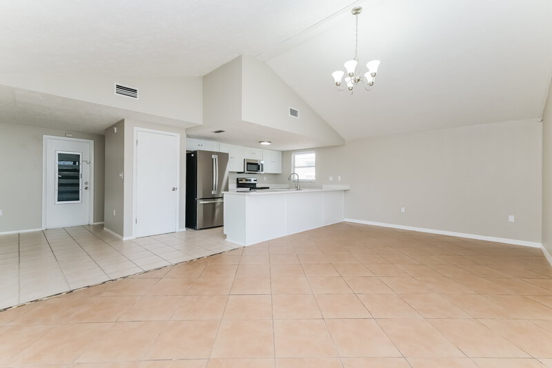 2,000/Mo, 7043 Fireside Dr Port Richey, FL 34668 Dining Room View 2