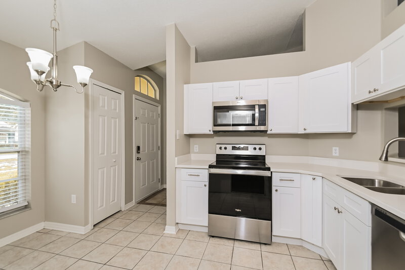 2,000/Mo, 1545 Watson Oaks Ct Lakeland, FL 33809 Dining Room View