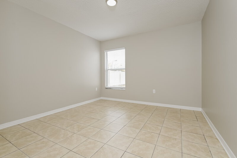 2,000/Mo, 1545 Watson Oaks Ct Lakeland, FL 33809 Bedroom View 4