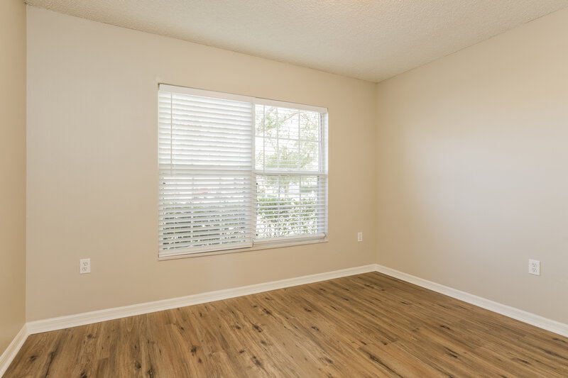 3,280/Mo, 12932 Kings Lake Dr Gibsonton, FL 33534 Bedroom View 3