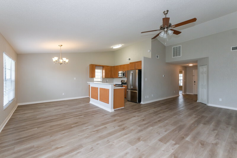 2,485/Mo, 2021 Lori Ann St Brandon, FL 33510 Dining Area View