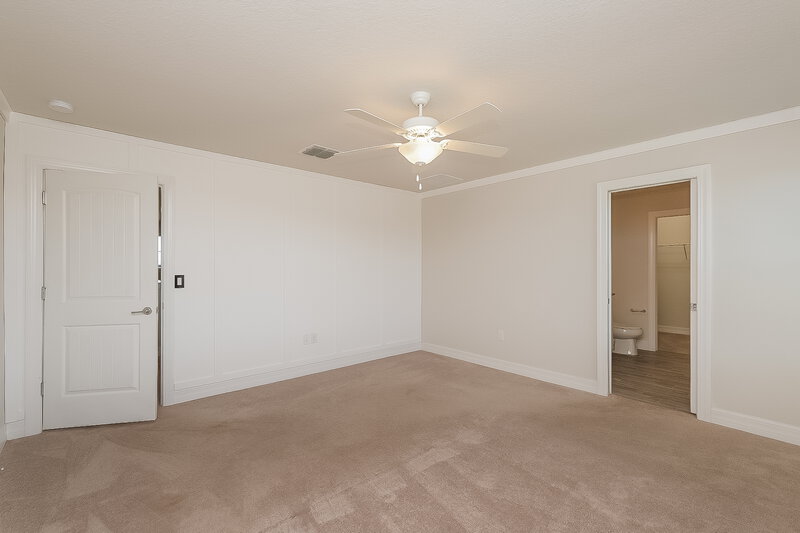 2,675/Mo, 11413 Green Harvest Dr Riverview, FL 33578 Main Bedroom View 2