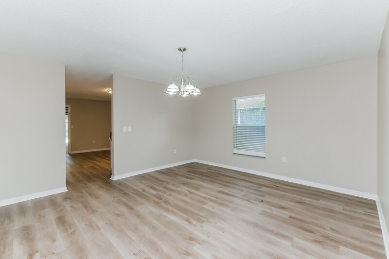 1,920/Mo, 1033 S New York Ave Lakeland, FL 33803 Dining Room View 2
