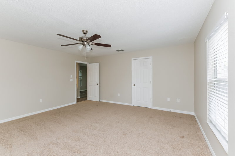 1,920/Mo, 1033 S New York Ave Lakeland, FL 33803 Main Bedroom View 2