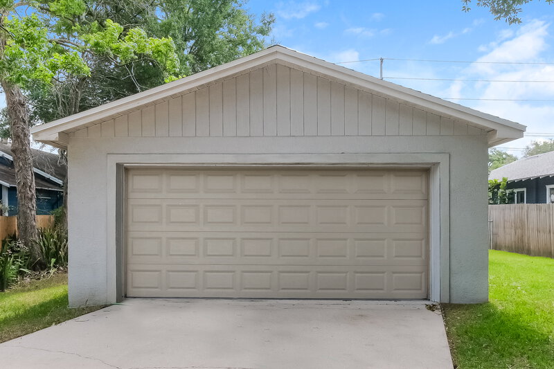 1,920/Mo, 1033 S New York Ave Lakeland, FL 33803 Rear View