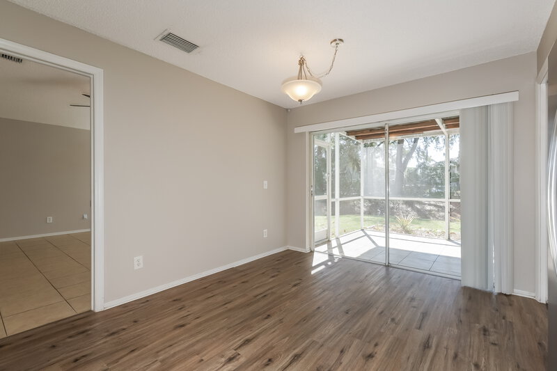 2,090/Mo, 8733 Morrison Oaks Ct Temple Terrace, FL 33637 Dining Room View
