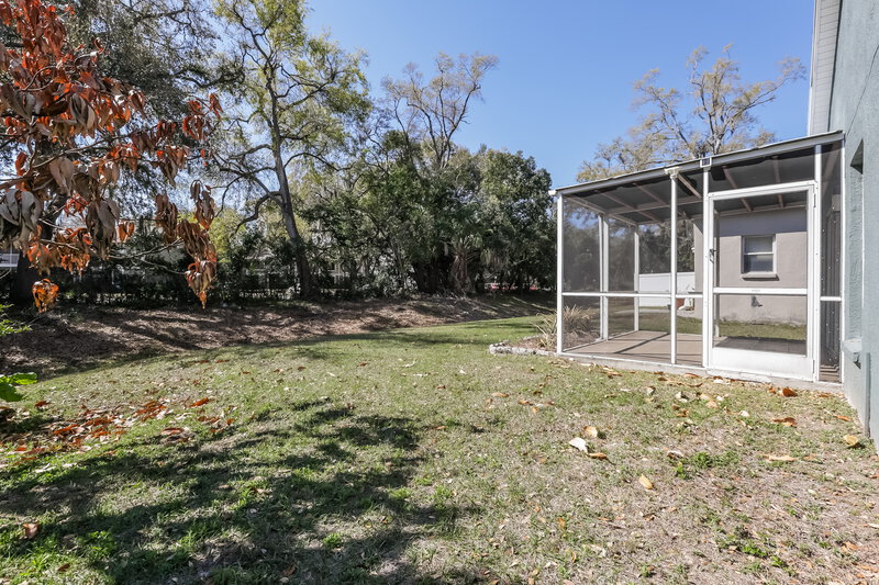 2,090/Mo, 8733 Morrison Oaks Ct Temple Terrace, FL 33637 Rear View 2