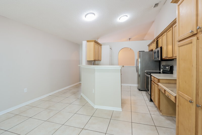 2,240/Mo, 13517 Padron Ct Riverview, FL 33579 Kitchen View