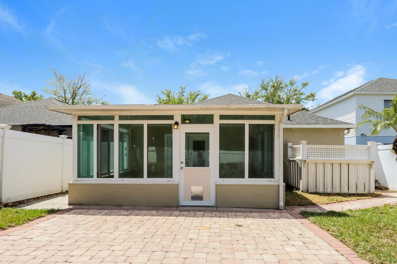 2,240/Mo, 13517 Padron Ct Riverview, FL 33579 Rear View