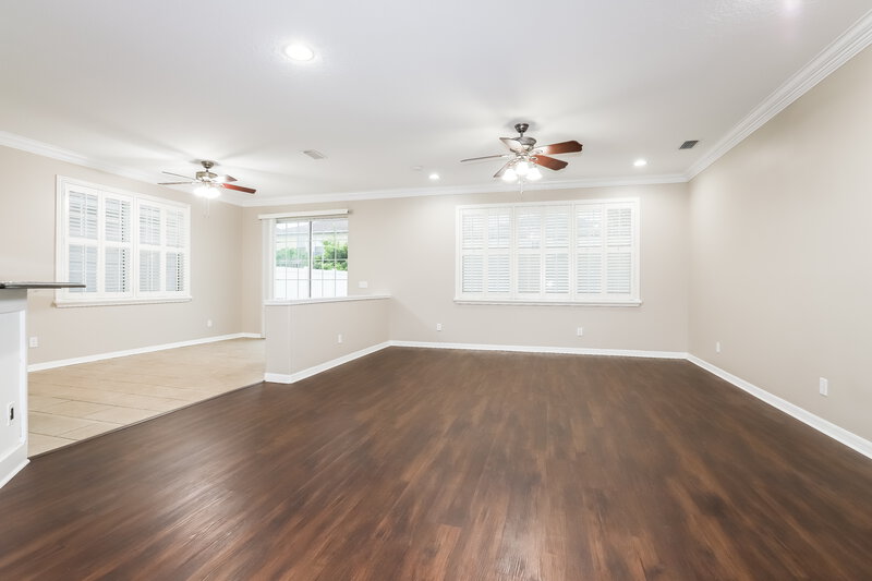 3,000/Mo, 11182 Golden Silence Dr Riverview, FL 33579 Living Room View 3