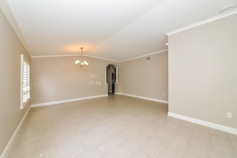 2,535/Mo, 11451 Weston Course Loop Riverview, FL 33579 Living Room View 2