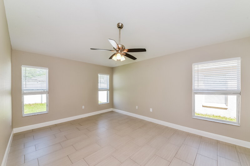 2,535/Mo, 11451 Weston Course Loop Riverview, FL 33579 Main Bedroom View