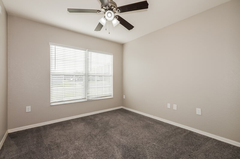 1,950/Mo, 8006 Brookeshire Dr Lakeland, FL 33809 Bedroom View