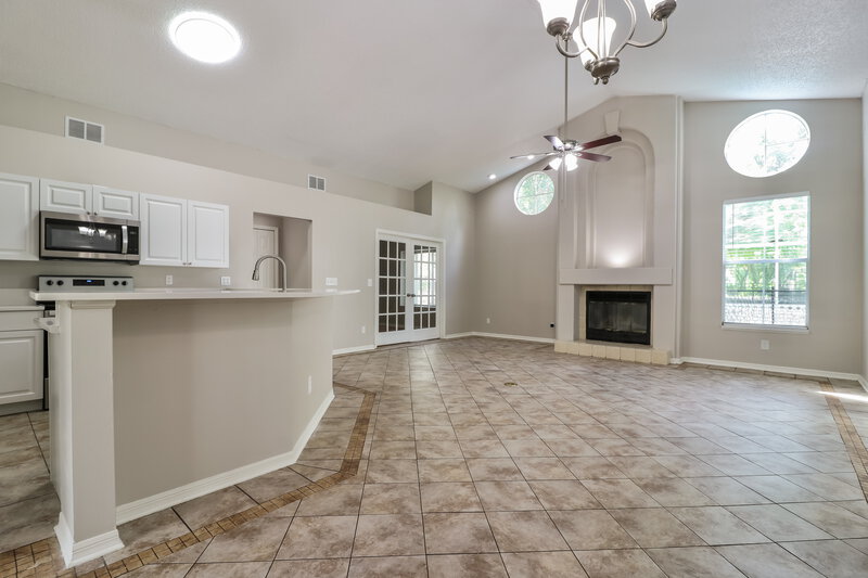 2,940/Mo, 3322 Silverpond Dr Plant City, FL 33566 Dining Room View