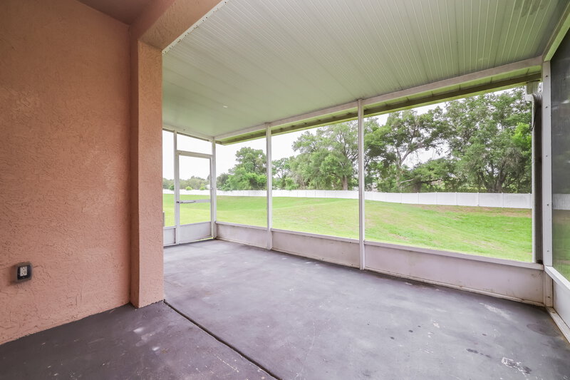 2,275/Mo, 1516 Blue Magnolia Rd Brandon, FL 33510 Sun Room View