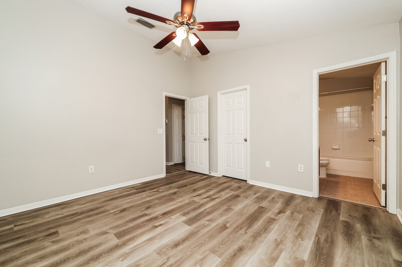 2,275/Mo, 1516 Blue Magnolia Rd Brandon, FL 33510 Main Bedroom View