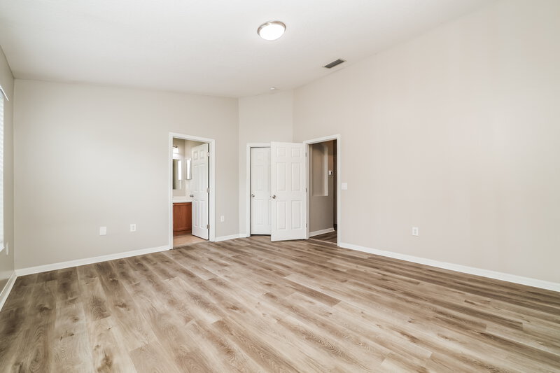 2,275/Mo, 1516 Blue Magnolia Rd Brandon, FL 33510 Main Bedroom View 2