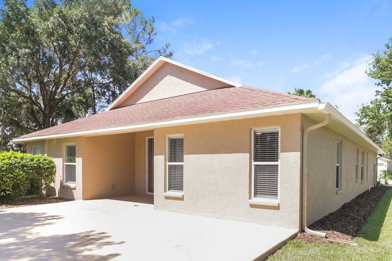 2,595/Mo, 7442 Citrus Blossom Dr Land O Lakes, FL 34637 Rear View