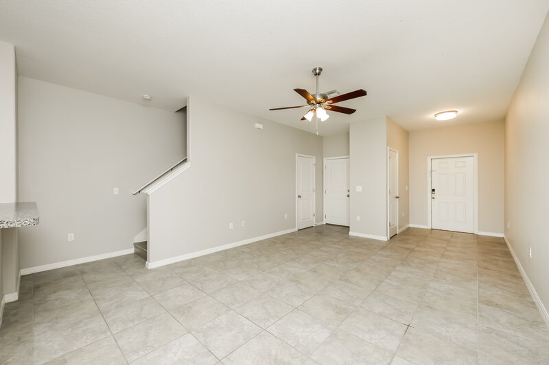 2,345/Mo, 12926 Utopia Gardens Way Riverview, FL 33579 Living Room View 2