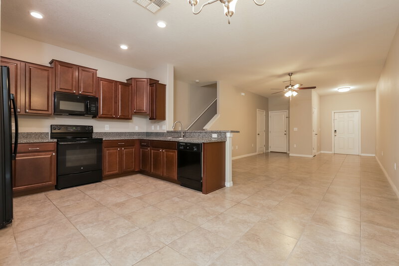 3,870/Mo, 12926 Utopia Gardens Way Riverview, FL 33579 Living Room View 3