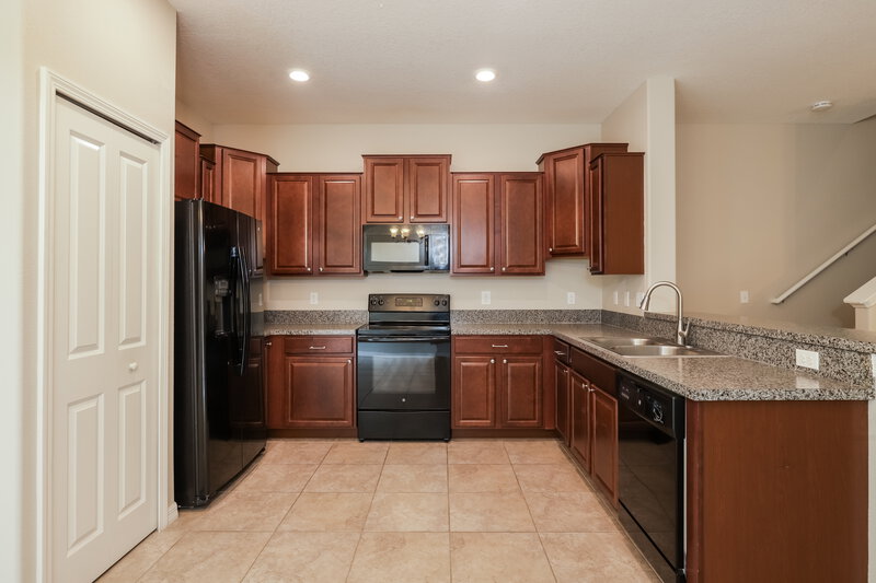 3,870/Mo, 12926 Utopia Gardens Way Riverview, FL 33579 Kitchen View
