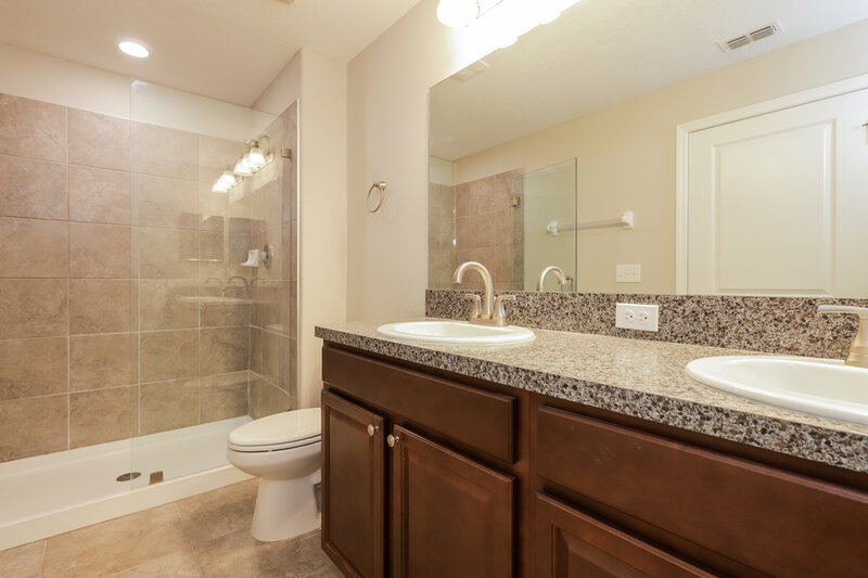 3,870/Mo, 12926 Utopia Gardens Way Riverview, FL 33579 Main Bedroom View 3