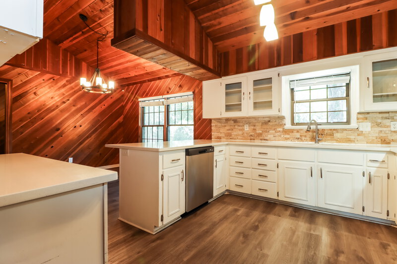 3,410/Mo, 1698 Elm Pl Clearwater, FL 33755 Kitchen View