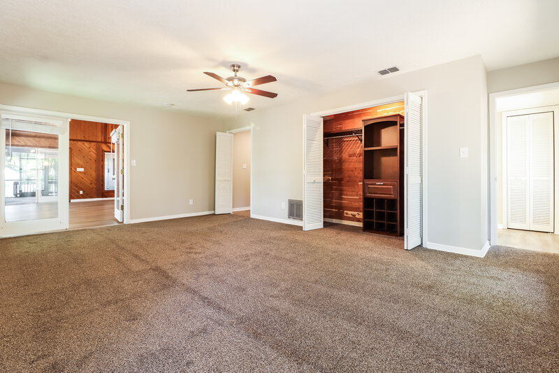 3,410/Mo, 1698 Elm Pl Clearwater, FL 33755 Main Bedroom View