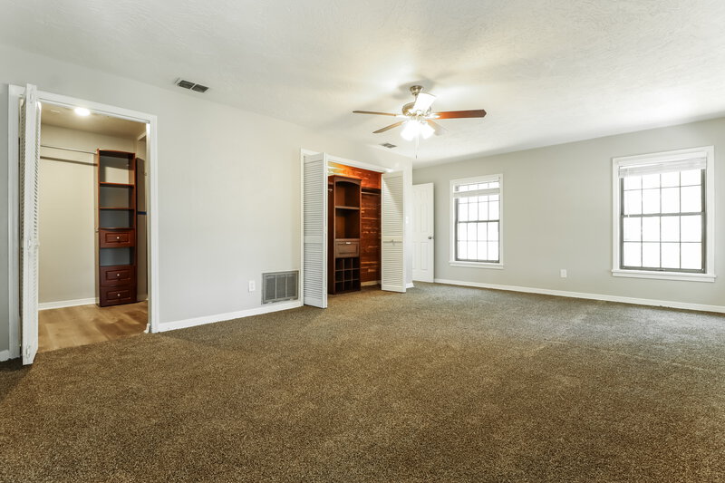 3,410/Mo, 1698 Elm Pl Clearwater, FL 33755 Main Bedroom View 2