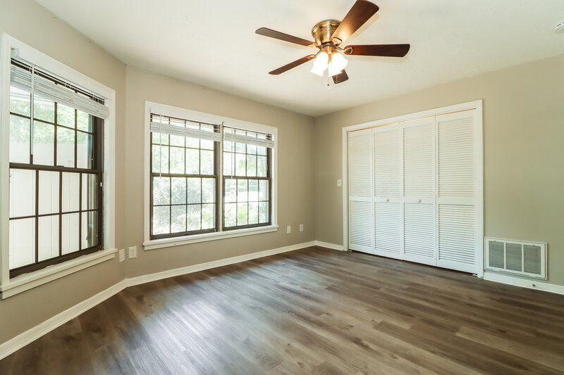 3,410/Mo, 1698 Elm Pl Clearwater, FL 33755 Bedroom View 2