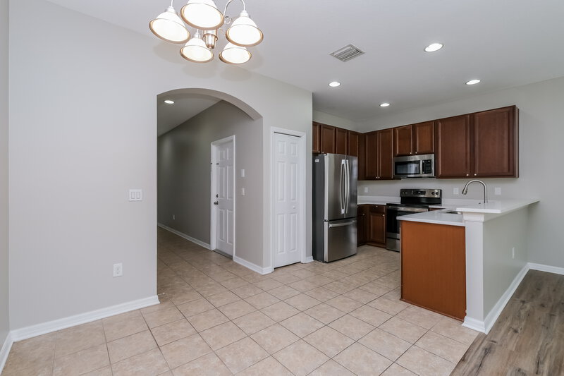 1,990/Mo, 6739 Holly Heath Dr Riverview, FL 33578 Kitchen View
