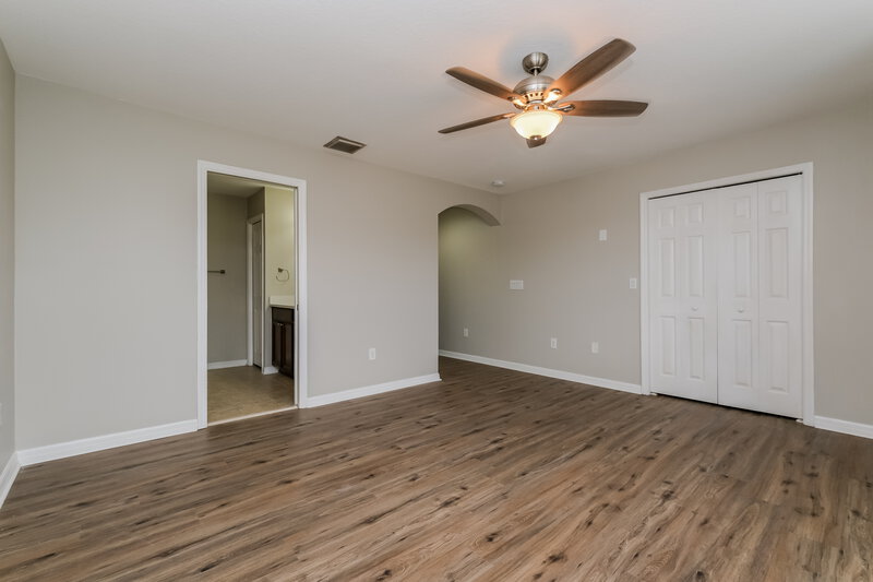 1,990/Mo, 6739 Holly Heath Dr Riverview, FL 33578 Main Bedroom View