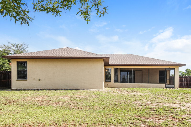 1,900/Mo, 13114 Scottville St Spring Hill, FL 34609 Rear View