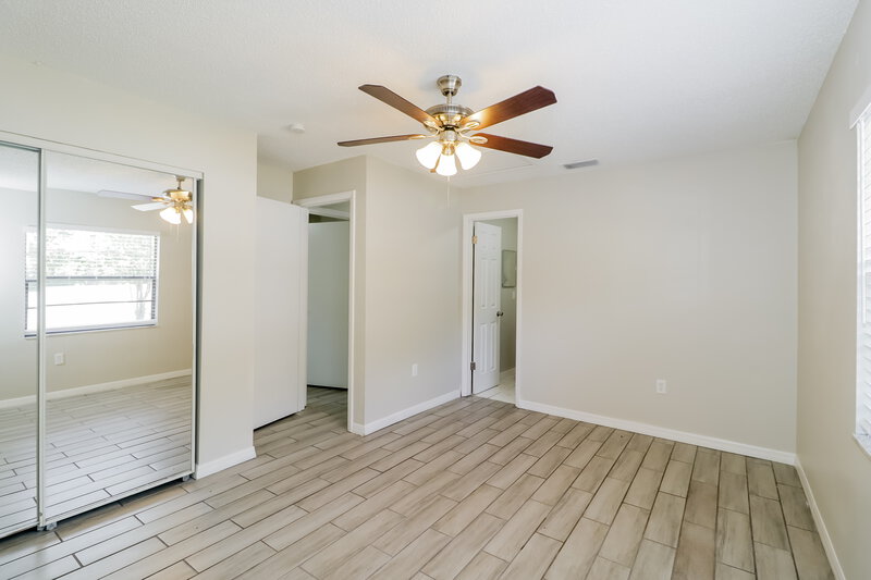 1,740/Mo, 4125 Chowen Dr Lakeland, FL 33810 Main Bedroom View 2