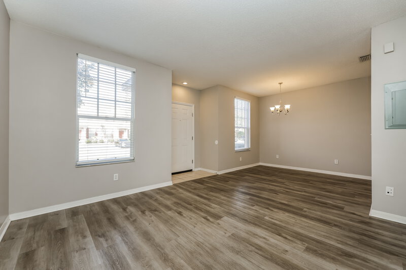 1,770/Mo, 30138 Wellesley Way Zephyrhills, FL 33543 Living Room View