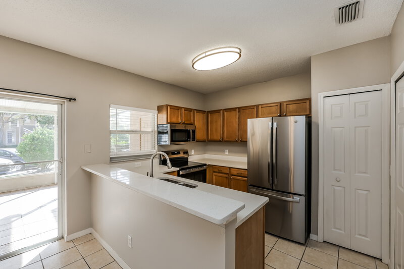 1,770/Mo, 30138 Wellesley Way Zephyrhills, FL 33543 Kitchen View