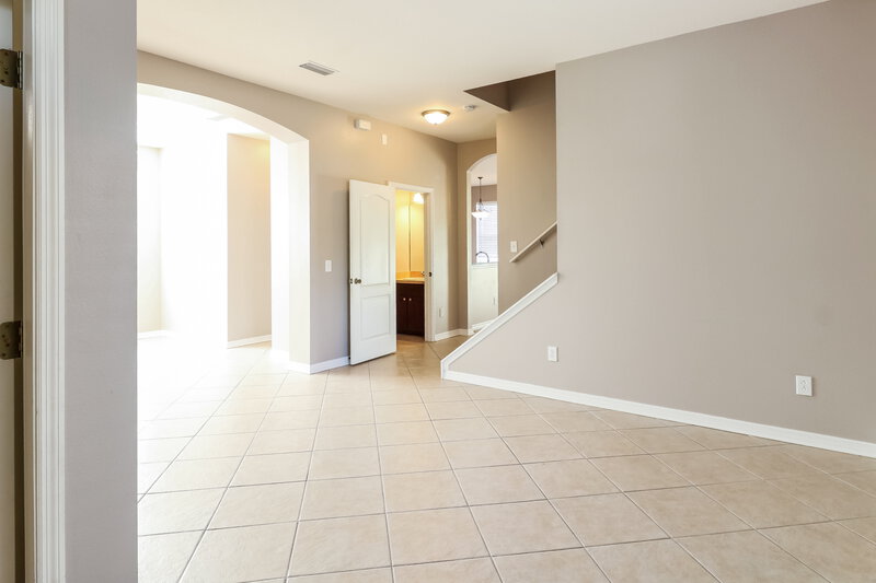 2,370/Mo, 7926 Citrus Blossom Dr Land O Lakes, FL 34637 Foyer View