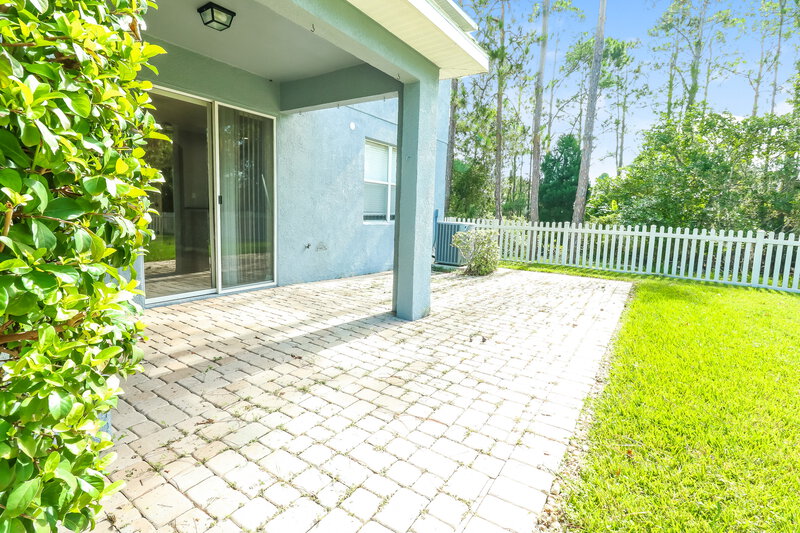 2,370/Mo, 7926 Citrus Blossom Dr Land O Lakes, FL 34637 Rear View